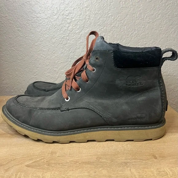 Sorel Madson II Moc Toe Waterproof Boot Coal Mens Size 14 - Picture 2 of 6